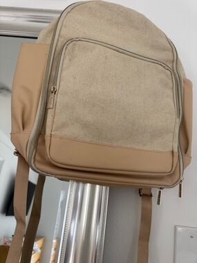 BEIS | Bags | Beis Commuter Backpack | Poshmark display picture 3